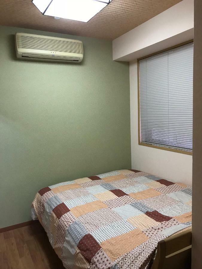 Hotel Career Cooporation à Ōsaka Extérieur photo